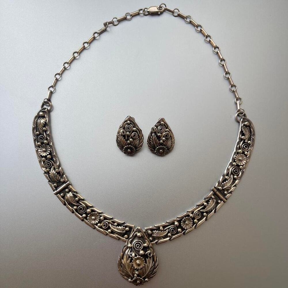 Vintage Fred Adakai 62g Sterling Silver Floral Necklace and Earring Set